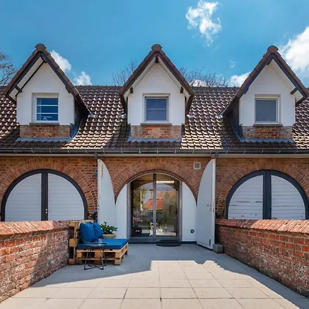 Beau Sejour Apartment *